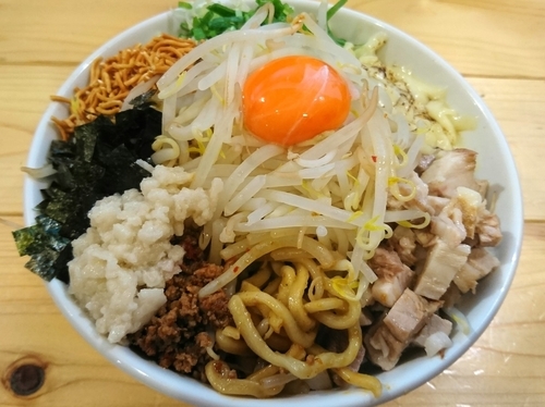 「ジャンク盛り(並)」@活龍まぜそば専門 天地の写真