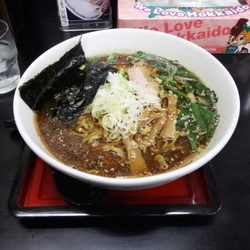 とんこつ正油らーめん