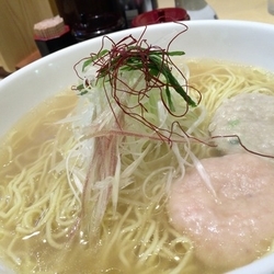 あら炊き塩らぁめん へしこおにぎり付き 980円