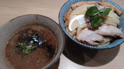 「ラム豚骨つけめん 塩スパイス(大盛)」@自家製麺 MENSHO TOKYOの写真