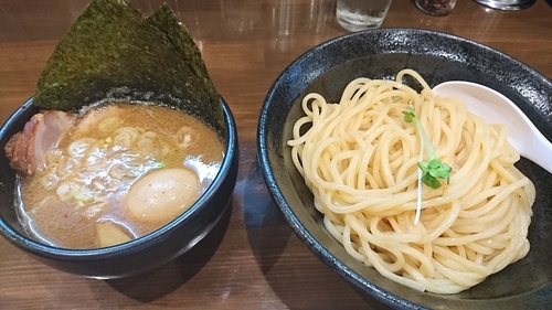 「まる得つけ麺＋旨辛肉味噌」@まる文の写真