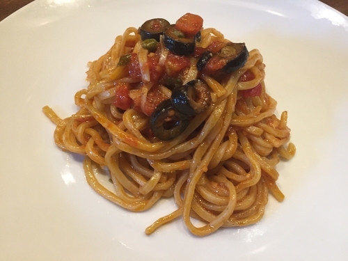 「【気まぐれ限定】アキラ式パスタ(娼婦風)」@ラーメンアキラの写真