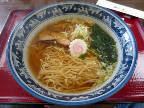 「朝らーめん ５００円」@天然だしラーメン 潮の音の写真
