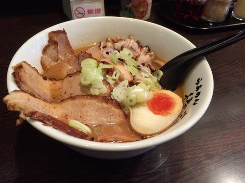 「こってりチャーシュー味噌味」@らあめん 椿家の写真