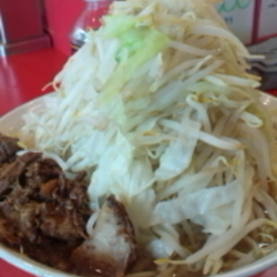 小ラーメン　とろ～り玉子＋タマネギ＋鶏ほぐし