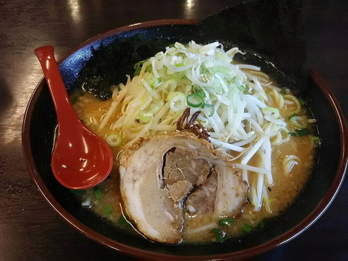 「赤の味噌ラーメン700円」@味噌の金子の写真