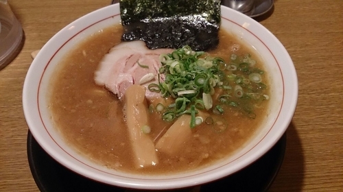 「醤油麺コクにごり　780円」@信州松本 麺肴ひづき 湯きりや 立川店の写真