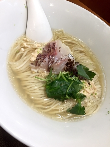 「【柴崎亭✖️㐂九家の乙女座コラボ】鯛と鱧の中華そば ￥1000」@柴崎亭の写真