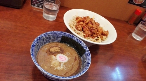 「辛『肉』つけ頑者（ＳＷ限定）」@メガガンジャの写真