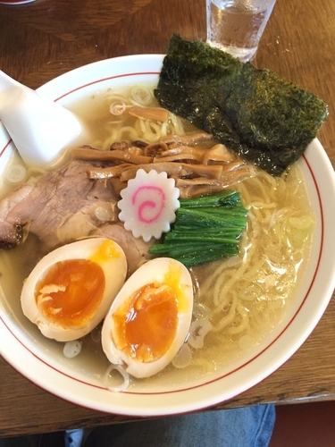 「塩らーめん＋玉子」@オランダ亭の写真