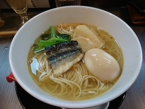 「【限定】焼きさんまそば900円＋ビール 他」@柳麺 呉田-goden-の写真