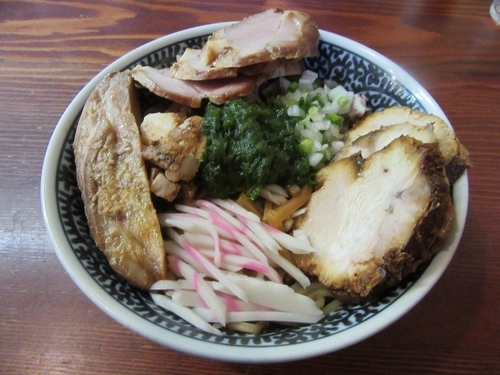 「生海苔まぜそば（８５０円）＋肉増し＋小イクラ丼」@良温(Ra-on)の写真