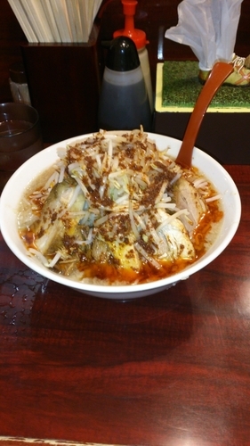 「ラーブタ赤ヤサイ増し」@ゴリラーメンの写真