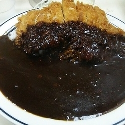 カツカレー 750円
