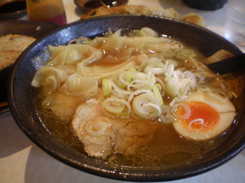 「わんたん麺　730円」@ラーメン そうすけの写真
