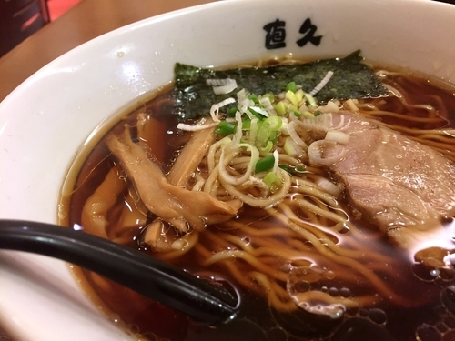 「らーめん」@らーめん直久 新宿西口店の写真