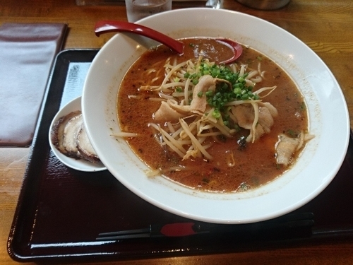 「みそら～めん+あとのせチャーシュー」@らーめん つけ麺 一酵やの写真