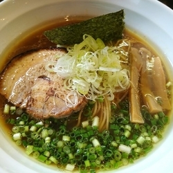 純系醤油 らーめん