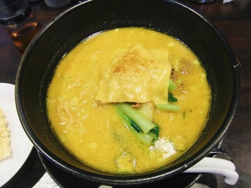 「焼きチーズカレー担々麺（880円）」@ユタの店の写真