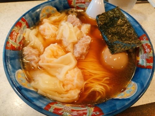 「ミックスワンタン＋玉子」@たんたん亭の写真