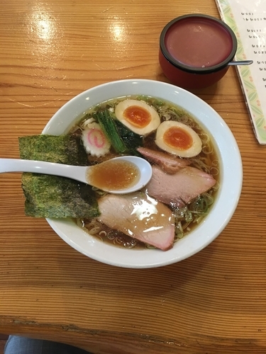 「手打ち中華そば 味玉入り 780円」@白河手打中華 賀乃屋の写真