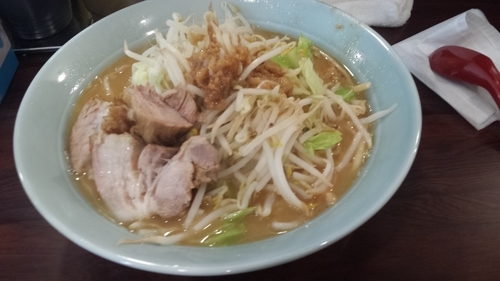 「小ラーメン味薄め麺カタメ(野菜&アブラ少なめ)750円」@立川マシマシ SSRの写真