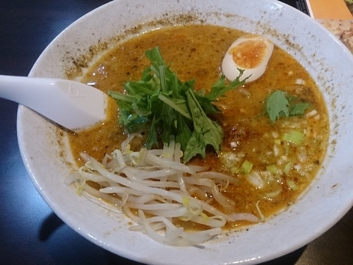 「マーラー味噌担々麺」@薬膳火鍋 yang yangの写真