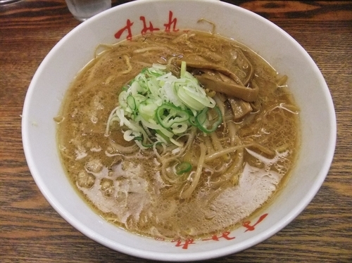 「味噌ラーメン（870円）」@すみれ 札幌中の島本店の写真