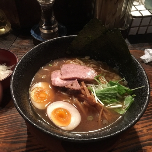 「上正油そば」@秋刀魚中華そば 生粋の写真