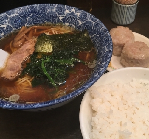 「らーめん（麺固め￥330）＋シューマイライス（￥190）」@肉厚わんたん麺と手作り焼売 ら麺亭 浅草支店の写真