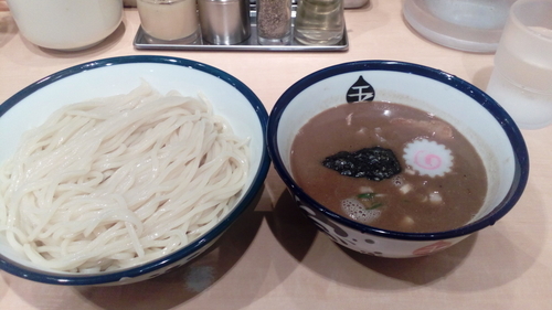 「つけ麺（780円）+大盛（100円）」@つけめん 玉 シャポー船橋店の写真