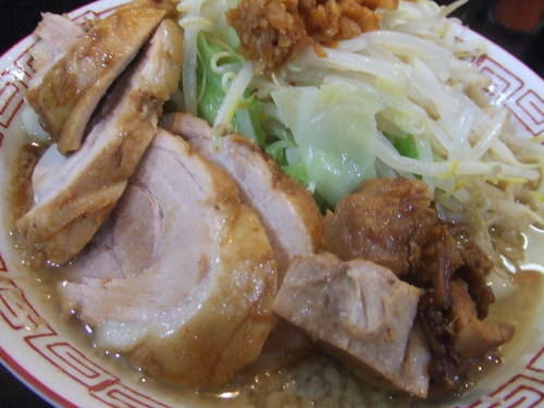 「小豚ラーメン　８６０円」@浜田家の写真