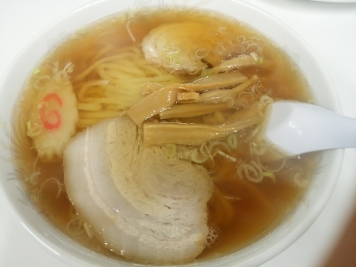 「醤油らーめん(並盛・200g)600円→550円」@手打らーめん やまだの写真