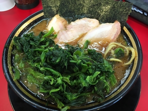 「チャーシューメン＋ほうれん草」@家系ラーメン 熊田家の写真