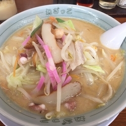 野菜ちゃんぽん 730円