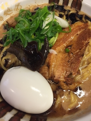 「黒とんこつ」@バカヤロー！！龍麺房の写真