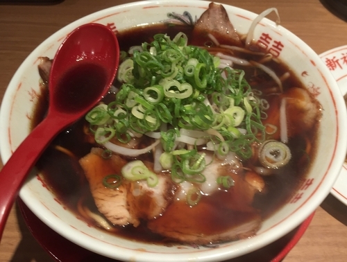 「中華そば並・焼きめし小セット（￥1100）」@新福菜館 伊勢佐木町店の写真