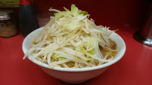 「ラーメン　小　ヤサイ」@ラーメン二郎 桜台駅前店の写真