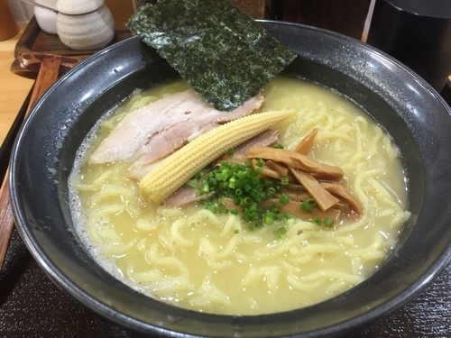 「次男房らーめん」@麺処 次男房 桜台店の写真