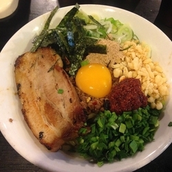 「男」台湾まぜそば(大)＋唐揚げ（4個）＋ご飯