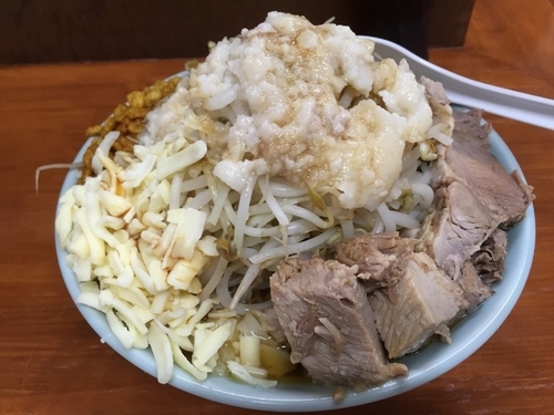 「ラーメン（並）＋チーズ@730円＋100円」@ラーメン やまや 本店の写真