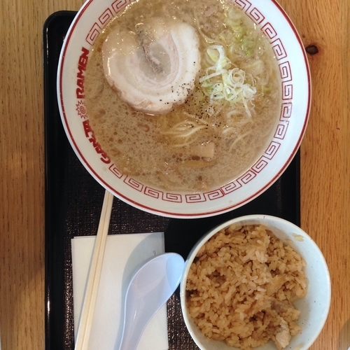 「頑者ラーメン+肉混ぜそば」@GANJA RAMENの写真