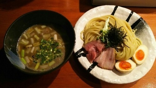「濃厚豚骨魚介味玉つけ麺(魚介風味)」@麺処 ほん田の写真