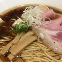 味玉醤油ラーメン