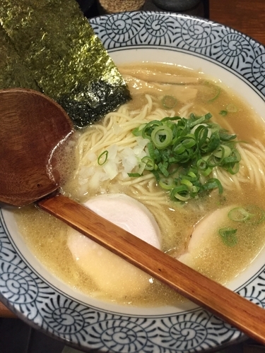 「和風醤油鶏白湯らーめん」@麺匠 黒庸介の写真