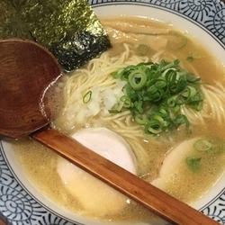 和風醤油鶏白湯らーめん