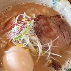 Wスープ味玉ラーメン