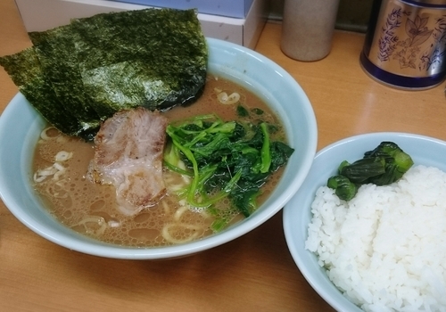 「ラーメン ライス無料 630円」@横浜らーめん 武蔵家 綾瀬店の写真