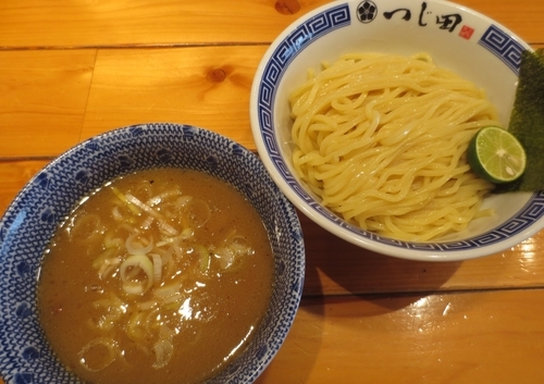「濃厚つけ麺　880円」@つじ田 飯田橋店の写真