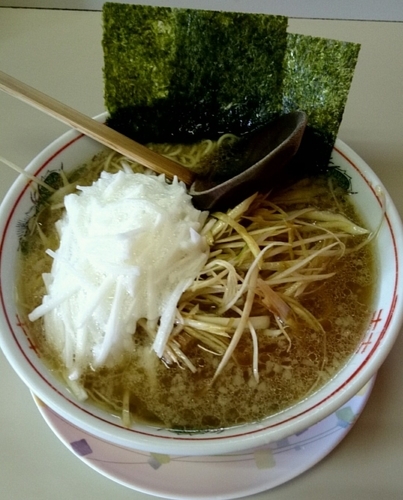 「ねぎとろろらーめん」@ラーメンショップ 希望ヶ丘店の写真